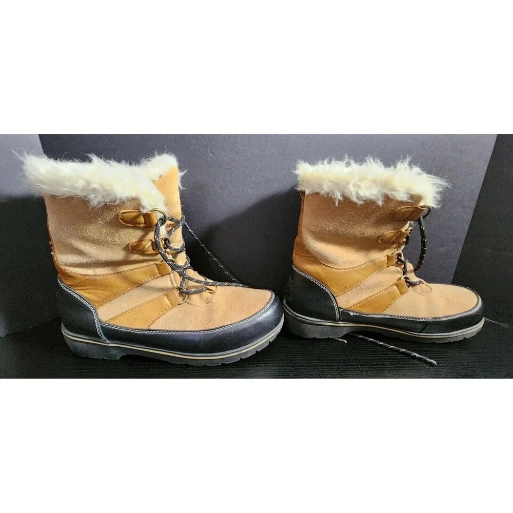 Champion ‎ beige Winter Boots Faux Fur Lined Lace Up Womens Size 9